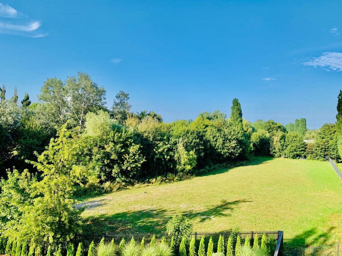 Baltic Riviera Apartments - Garden Sanctuary Retreat Гданьск Экстерьер фото