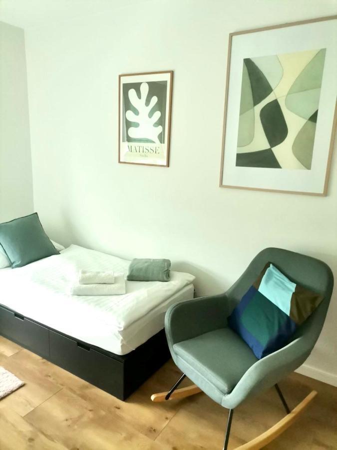 Baltic Riviera Apartments - Garden Sanctuary Retreat Гданьск Экстерьер фото